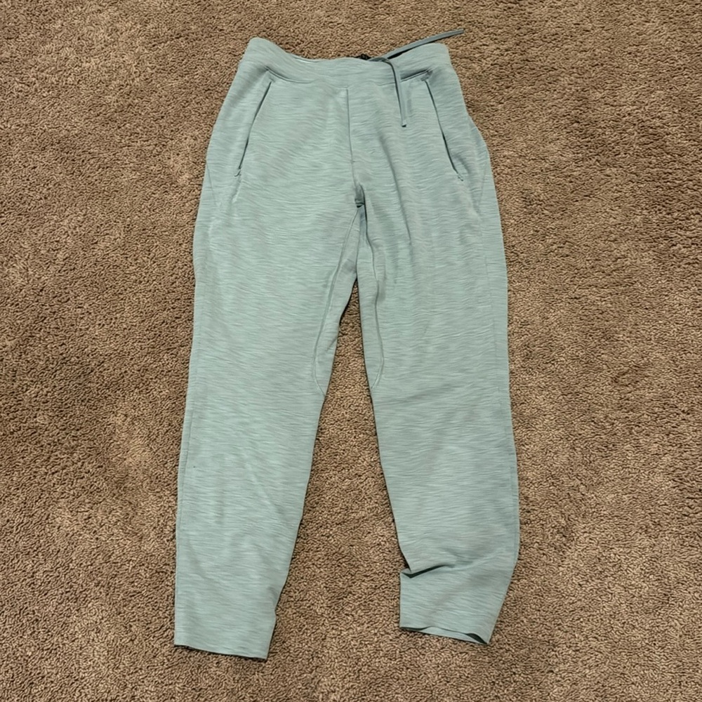 Lululemon green teal workout pants